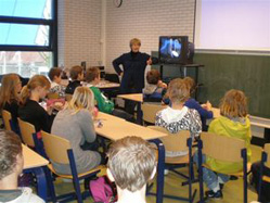 foto schoolbezoek corien botman